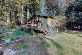 Cozy Cedar Cabin